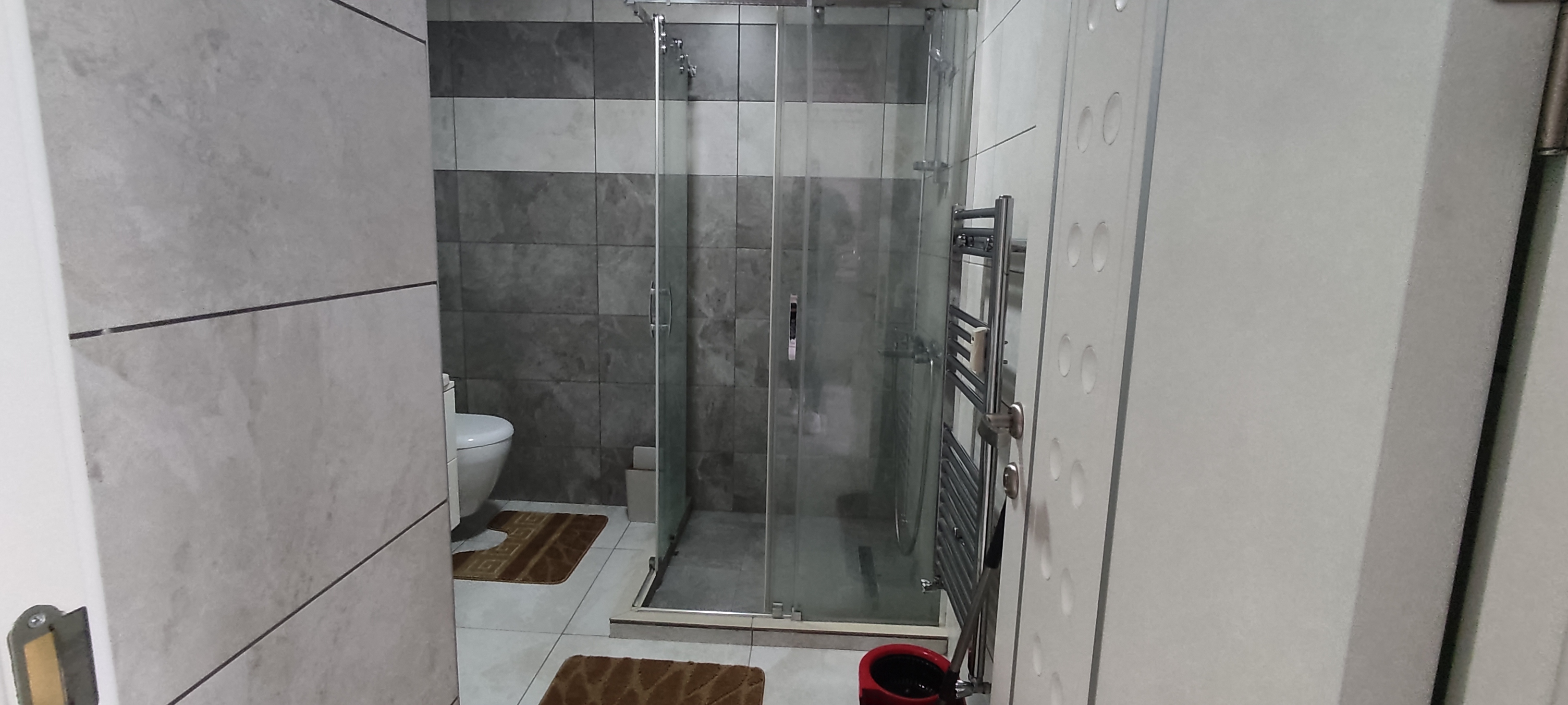 Luxe fully furnished apartment