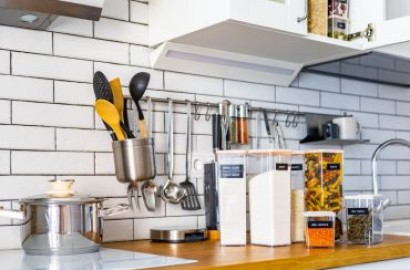 7 easy and inexpensive ways to renovate your kitchen